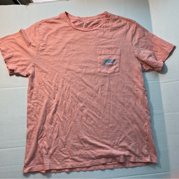 Vineyard Vines T Shirt Salmon Coral Tee Sz L Soft Cotton Fishing Pocket 2-Sided - Picture 1 of 6
